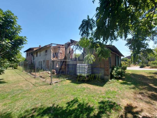 Rustico in vendita a San Fiorano, Lombardia