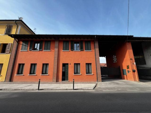 Rustico in vendita a San Gervasio Bresciano, Lombardia