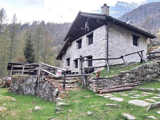 Rustico in vendita a Scanabecco, San Giacomo Filippo