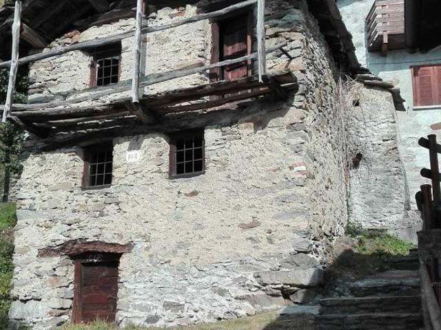 Rustico in vendita a Comunità montana della Valchiavenna, San Giacomo Filippo