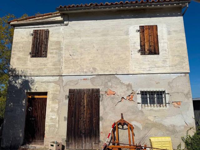 Rustico in vendita a Marche, Macerata