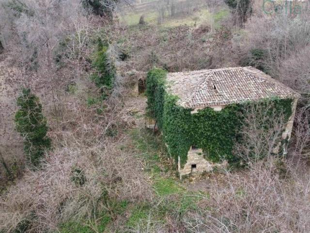 Rustico in vendita a Marche, Macerata
