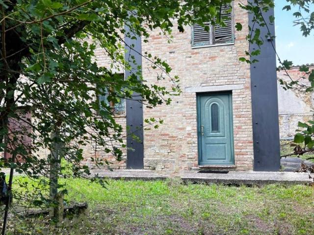 Rustico in vendita a Marche, Macerata