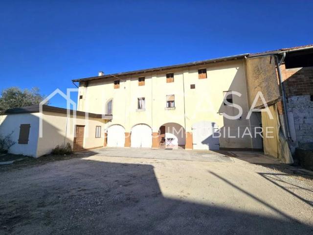 Rustico in vendita a San Giorgio Della Richinvelda, Friuli-Venezia Giulia