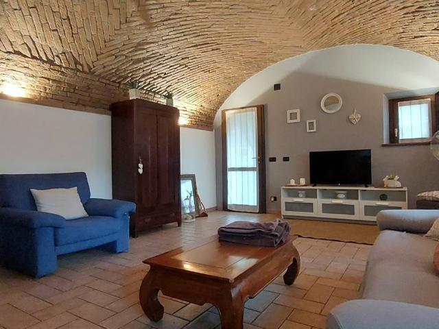 Rustico in vendita a San Giorgio Piacentino, Reggio Emilia