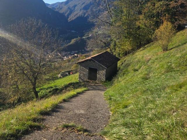 Rustico in vendita a Comunità Montana della Valle Brembana, San Giovanni Bianco