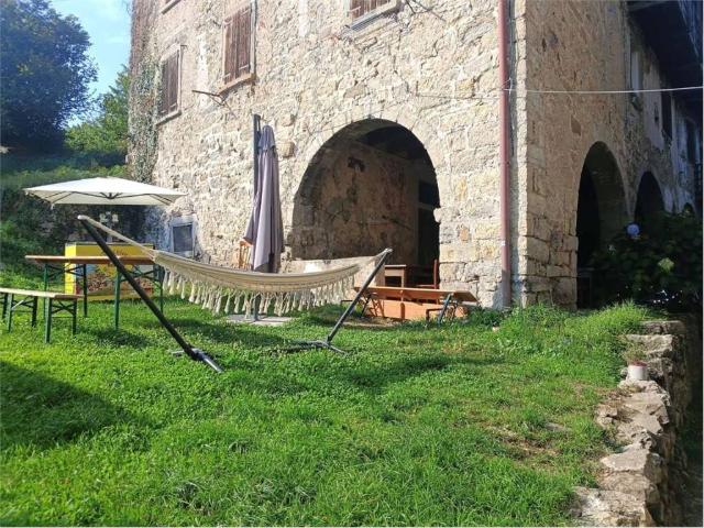 Rustico in vendita a Comunità Montana della Valle Brembana, San Giovanni Bianco