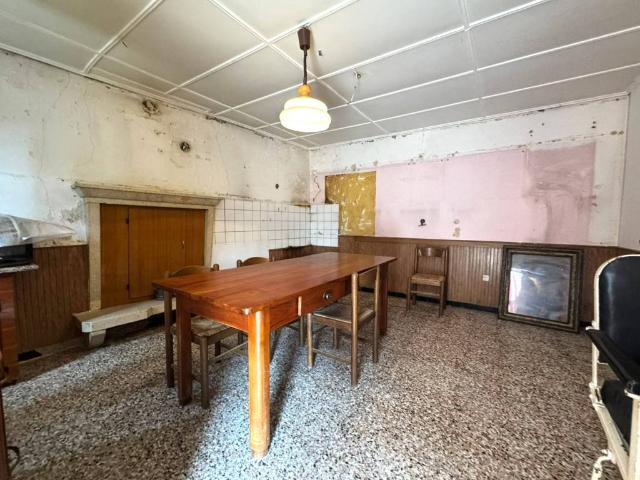 Rustico in vendita a San Giovanni Ilarione, Veneto