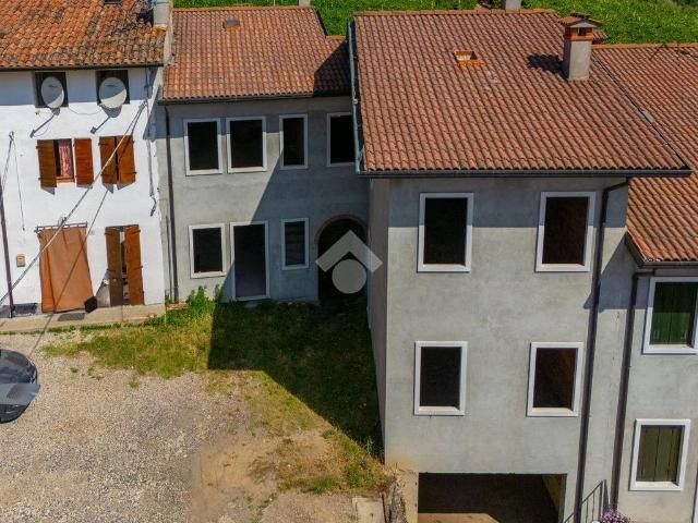 Rustico in vendita a San Giovanni Ilarione, Veneto