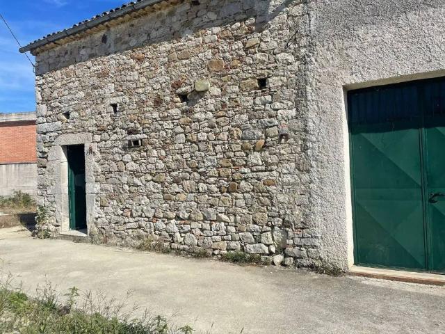 Rustico in vendita a San Giovanni In Galdo, Molise