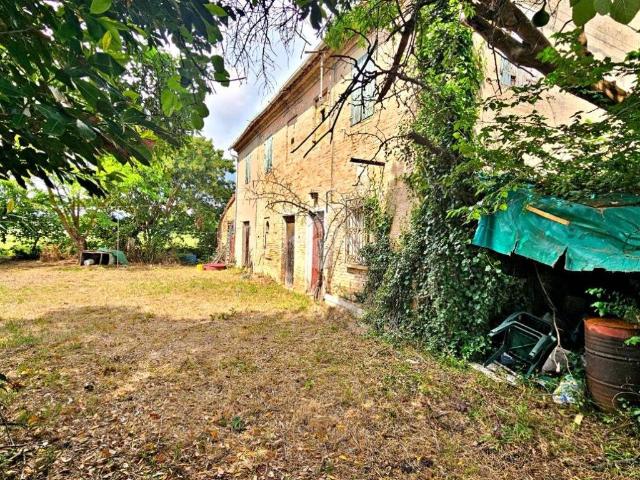 Rustico in vendita a San Giovanni In Marignano, Reggio Emilia
