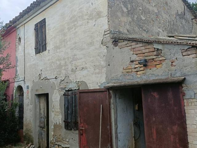Rustico in vendita a San Giovanni In Marignano, Reggio Emilia