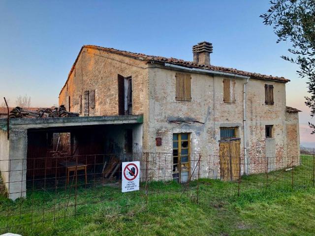 Rustico in vendita a San Giovanni In Marignano, Reggio Emilia