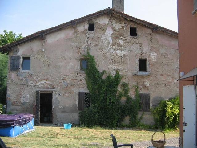 Rustico in vendita a Unione Terre d'Acqua, San Giovanni In Persiceto
