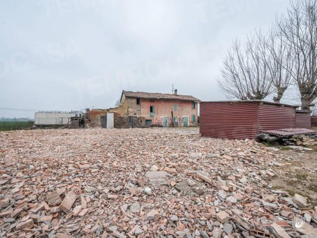 Rustico in vendita a Unione Terre d'Acqua, San Giovanni In Persiceto