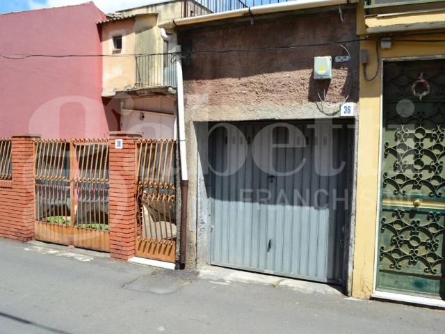 Villa Indipendente in vendita a San Giovanni La Punta, Sicilia