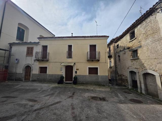 Rustico in vendita a San Giuliano Del Sannio, Molise