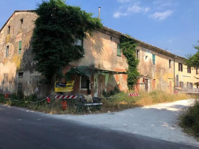 Rustico in vendita a Gello, San Giuliano Terme