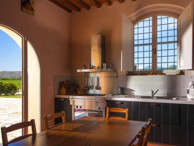 Rustico in vendita a San Giuliano Terme, Toscana