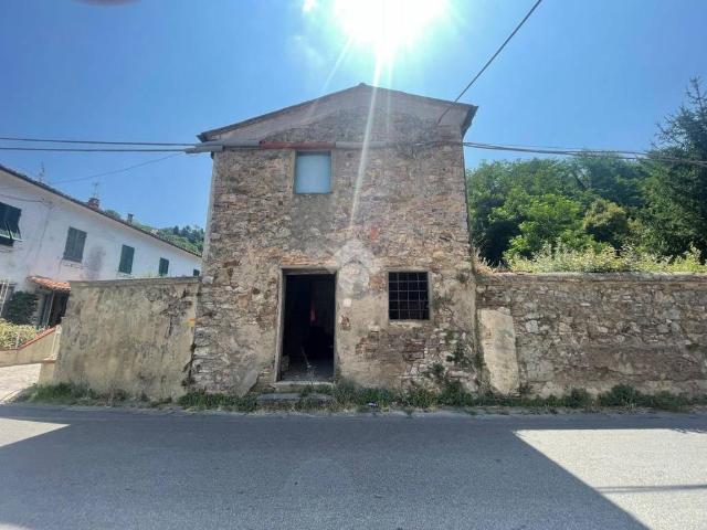 Rustico in vendita a San Giuliano Terme, Toscana