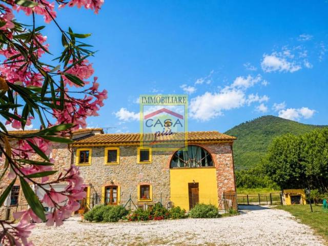 Rustico in vendita a San Giuliano Terme, Toscana
