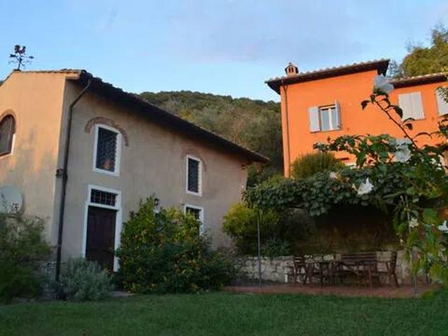 Rustico in vendita a San Giuliano Terme, Toscana