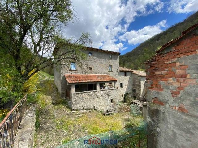 Rustico in vendita a La villa, San Giustino