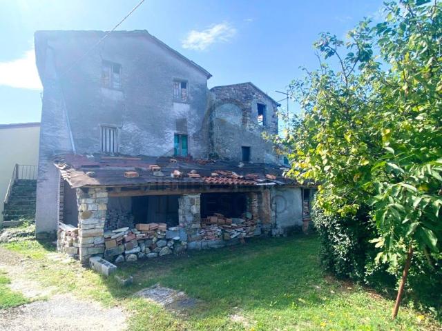 Rustico in vendita a Unione di comuni Valmarecchia, San Leo