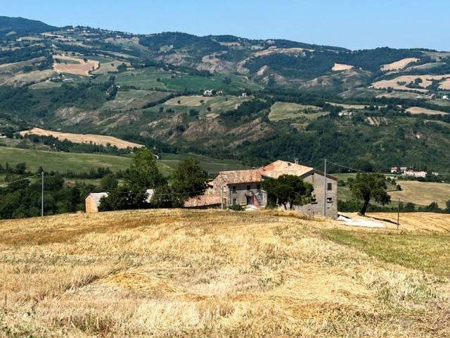 Rustico in vendita a Unione di comuni Valmarecchia, San Leo