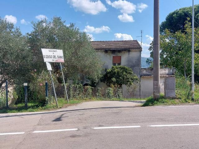 Rustico in vendita a San Leucio del Sannio, Benevento