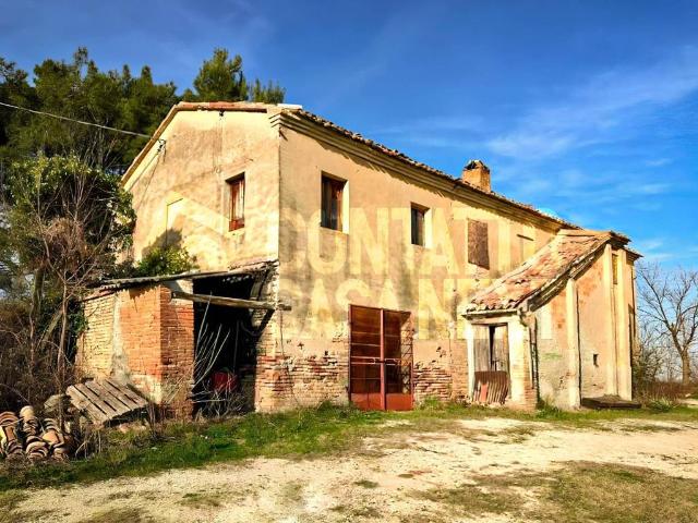 Rustico in vendita a Marche, Ancona