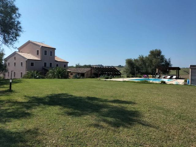 Rustico in vendita a Marche, Ancona