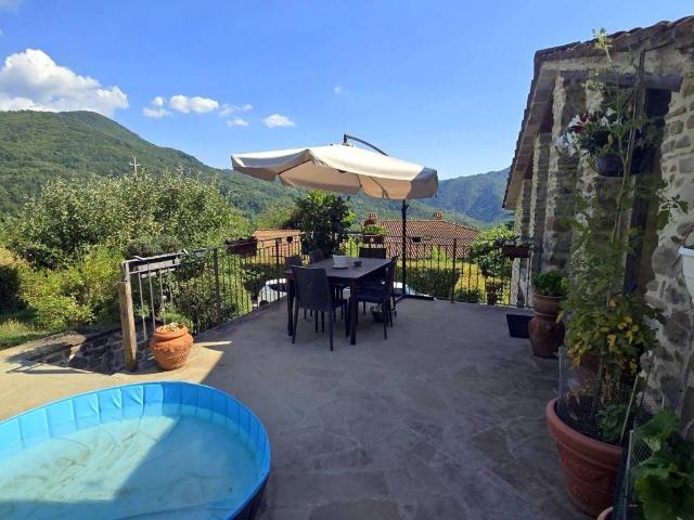 Rustico in vendita a Piteglio, Toscana
