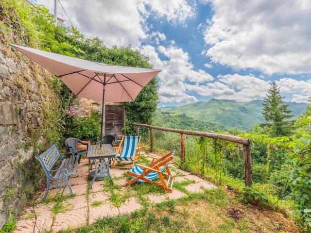 Rustico in vendita a Piteglio, Toscana