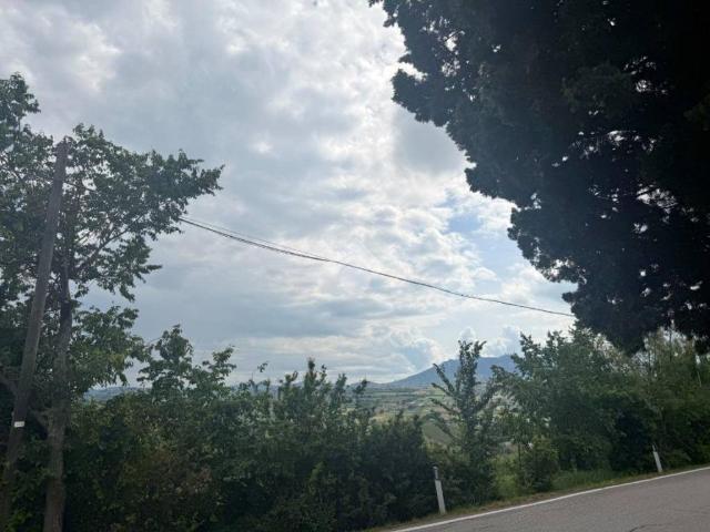 Rustico in vendita a Serravalle