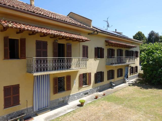 Rustico in vendita a Piemonte, Asti