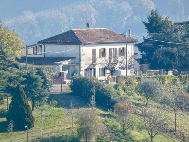 Rustico in vendita a Piemonte, Asti