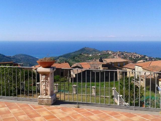 Rustico in vendita a San Mauro Cilento, Campania