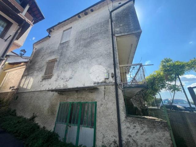 Rustico in vendita a Centro, Piemonte