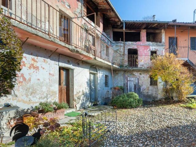 Rustico in vendita a Centro, Piemonte