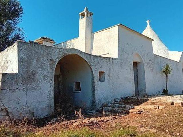 Rustico in vendita a San Michele Salentino, Brindisi