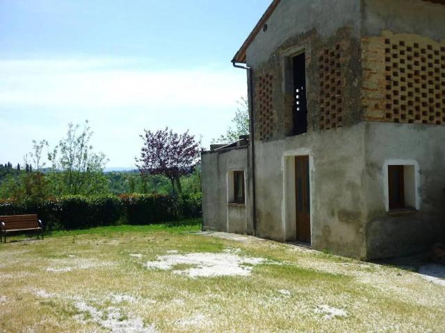 Rustico in vendita a La Scala, San Miniato