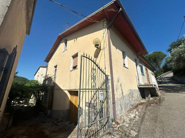 Rustico in vendita a San Nicola Manfredi, Campania