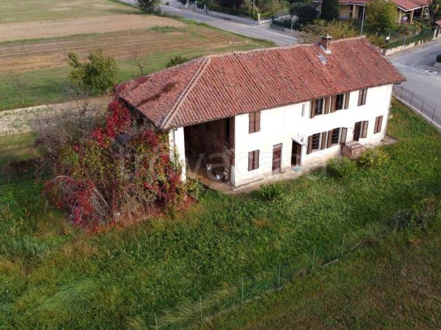 Rustico in vendita a Piemonte, Asti