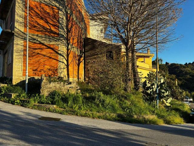 Rustico in vendita a San Pier Niceto, Sicilia