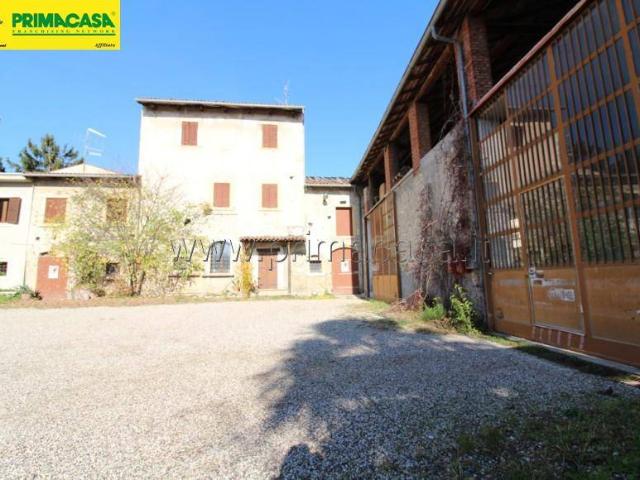 Rustico in vendita a San Pietro In Cariano, Veneto