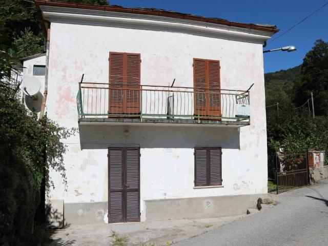 Rustico in vendita a Sarea, San Pietro Val Lemina