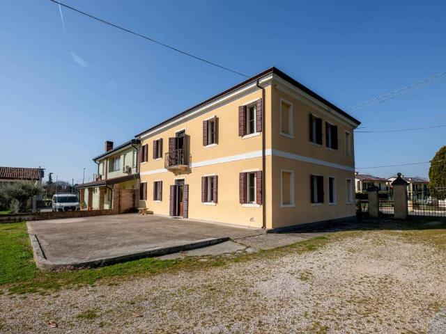 Rustico in vendita a San Pietro Viminario, Veneto
