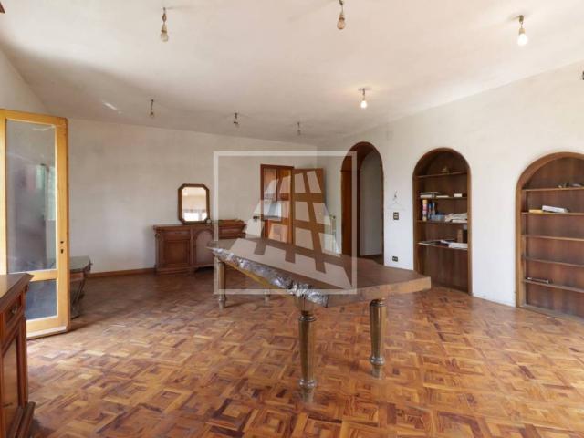 Rustico in vendita a Val d’Enza, Re