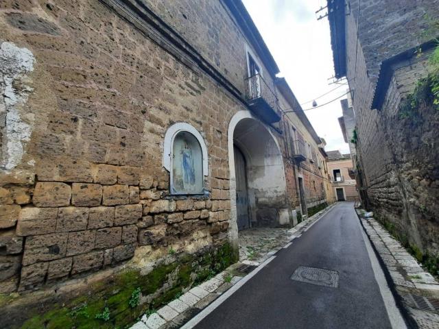 Rustico in vendita a San Prisco, Campania